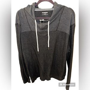 Men’s Express lightweight hoodie